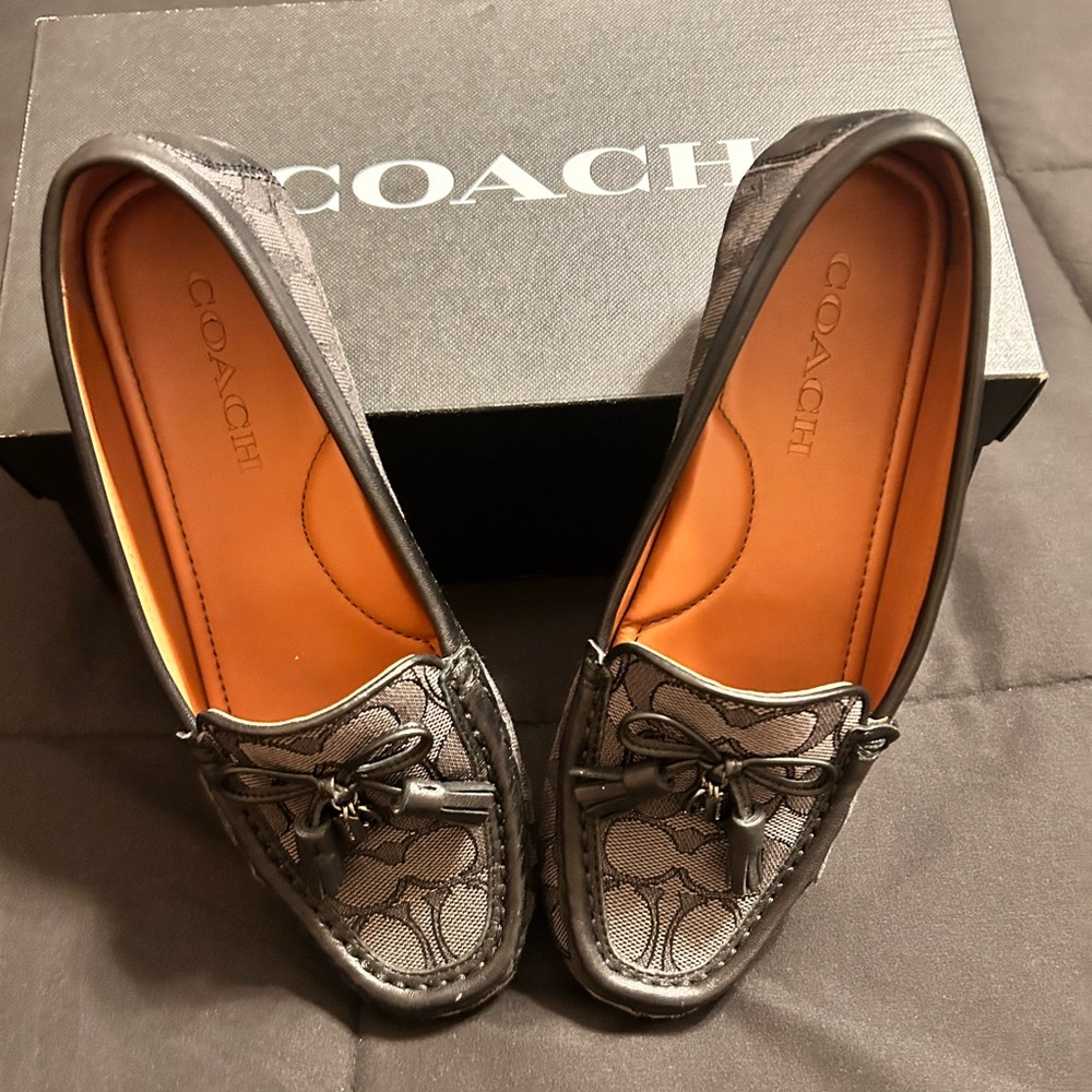 Coach women loafers - black & gray